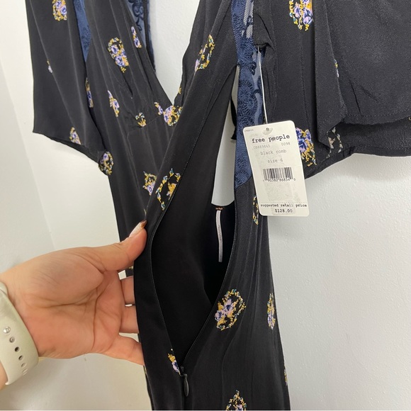 Free People Mockingbird Black Comb Lace Floral Mini Dress Sz 6 NWT Prairie - Picture 14 of 16